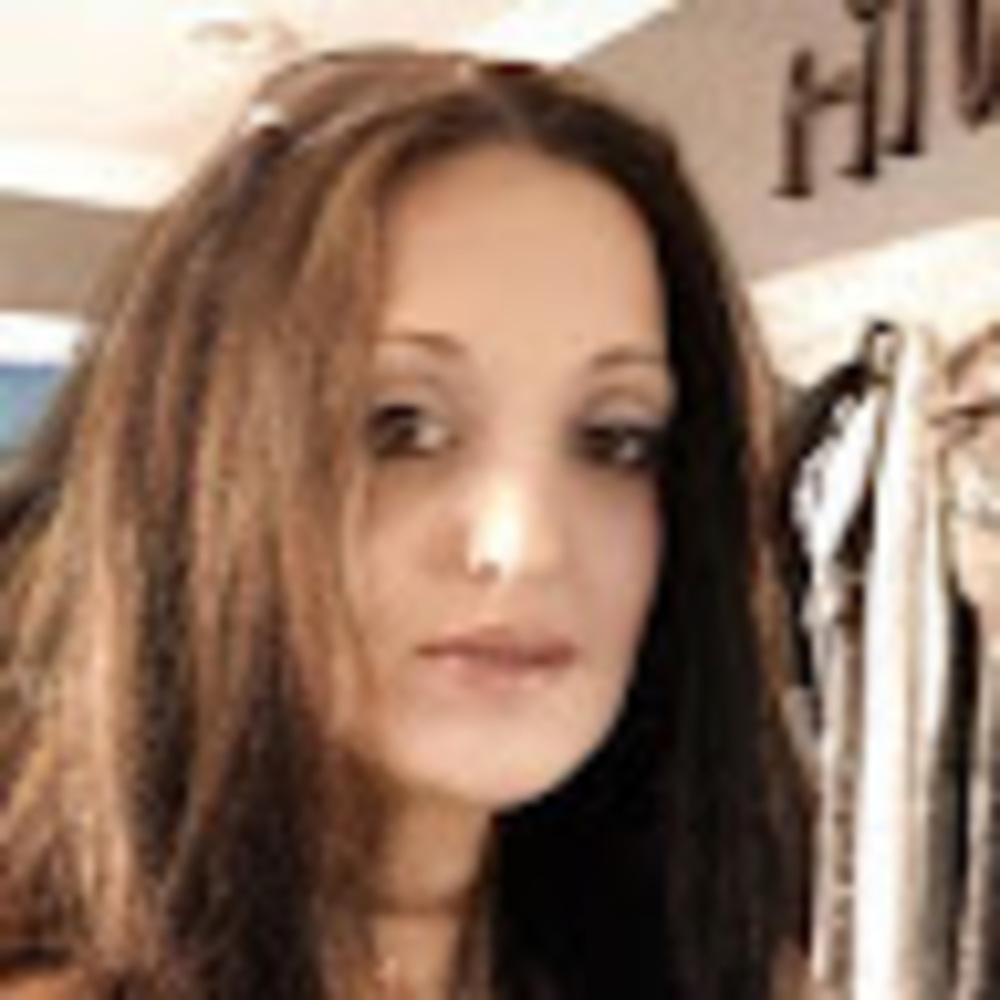 Meet your Posher, Steph